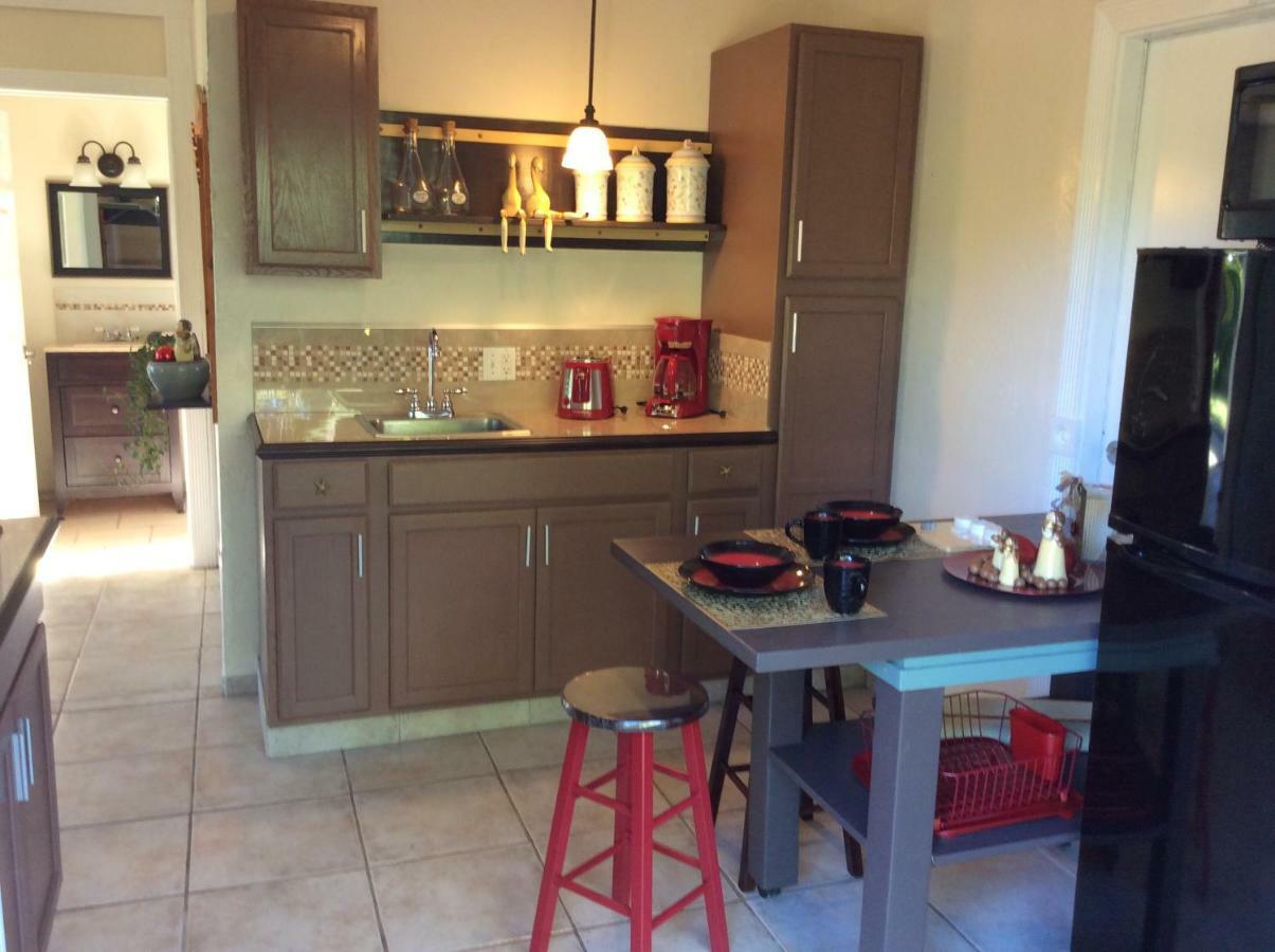 Mediteranean Style Ohana Rental / Garden Bungalow In Pahoa Honolulu Landing Exteriör bild